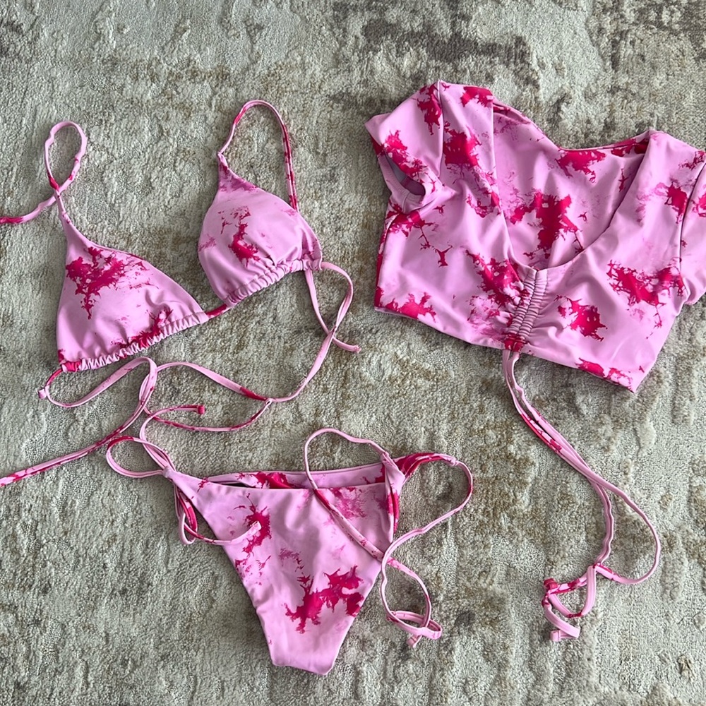 Bathing suit set